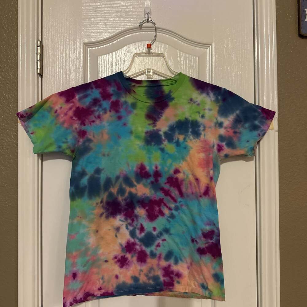 Kids XL Tie Dye Rainbow Scrunch T Shirt